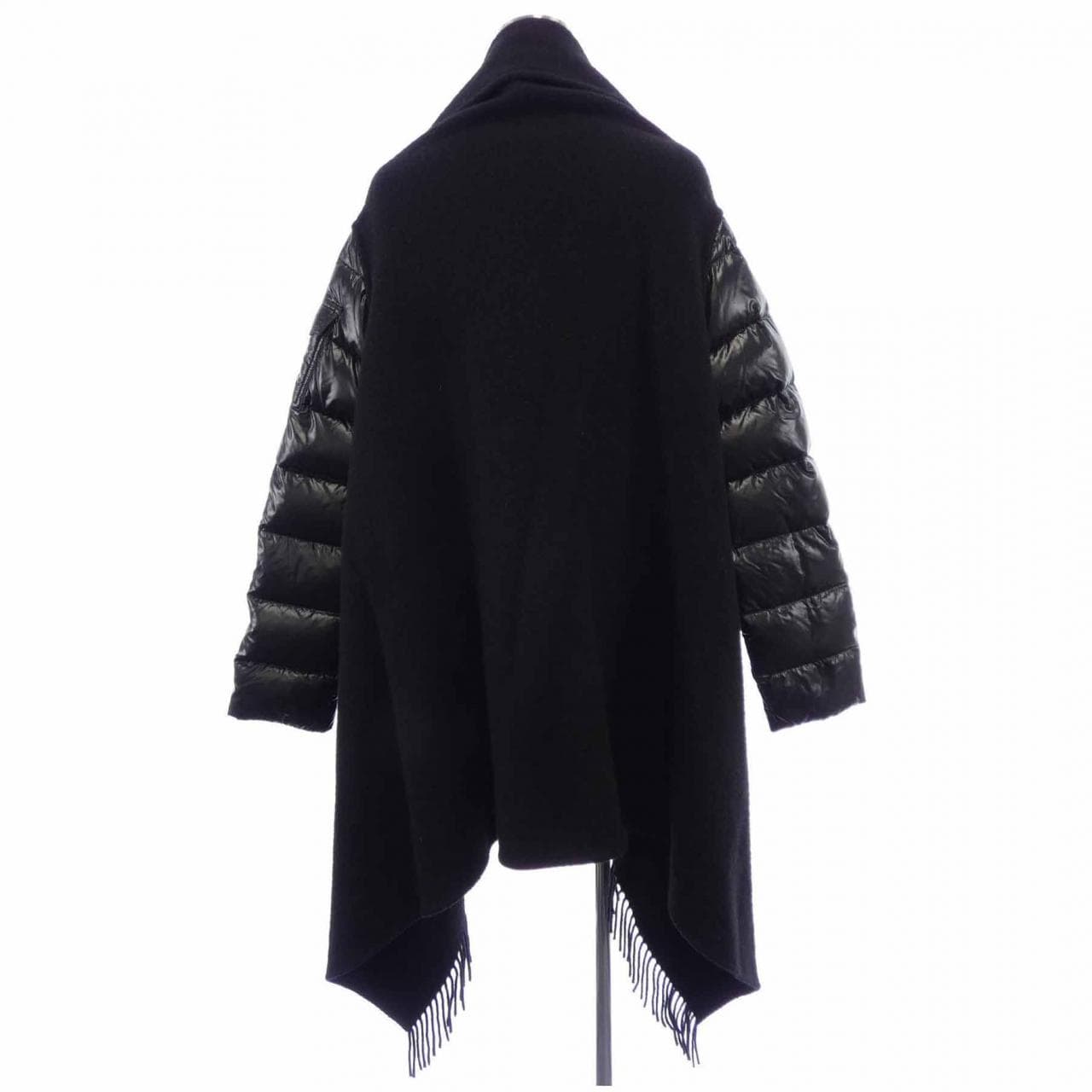 モンクレール MONCLER 20930081700 ダウンジャケット