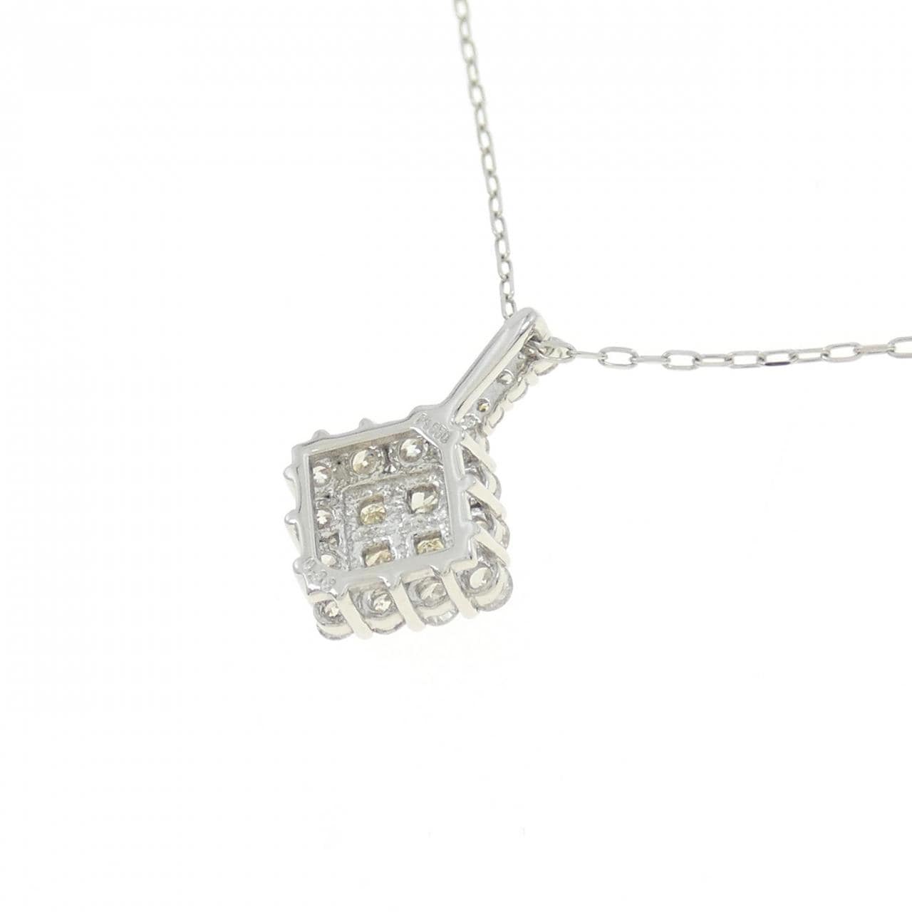 [BRAND NEW] PT Diamond Necklace 0.33CT