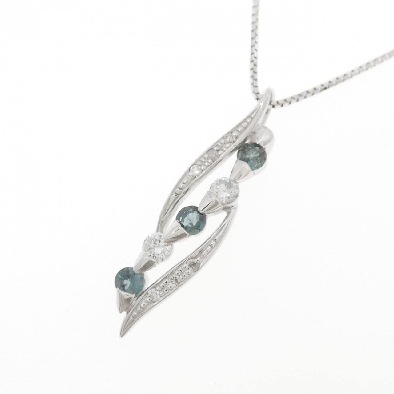 K18WG アレキサンドライト ネックレス 0.24CT