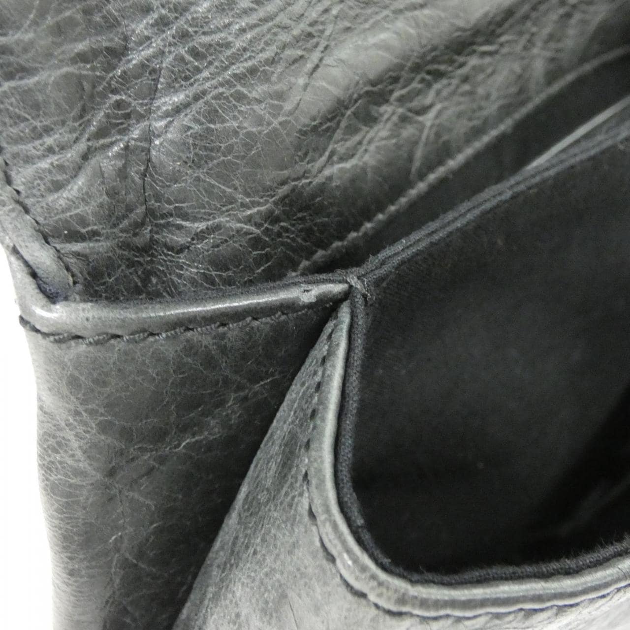 バレンシアガ GIANT COVERED ENVELOPE 204534 D94I2 バッグ