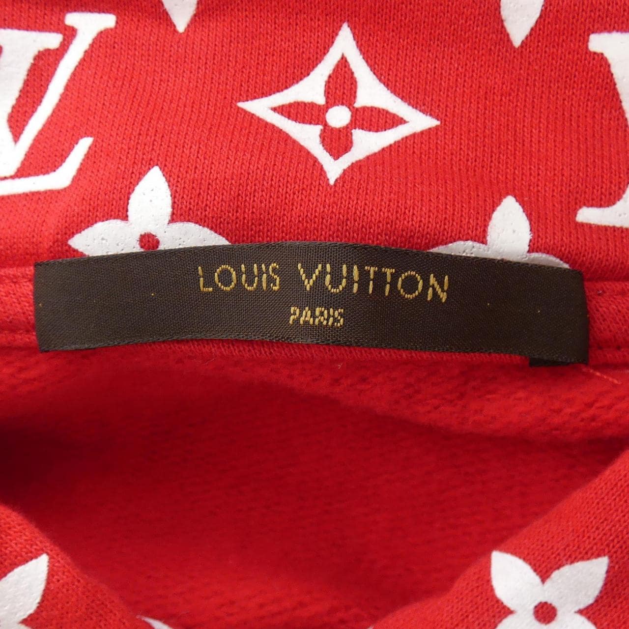 ルイヴィトン LOUIS VUITTON モノグラムボックロゴプルオーバー HDY91WJIU SUPREME パーカー
