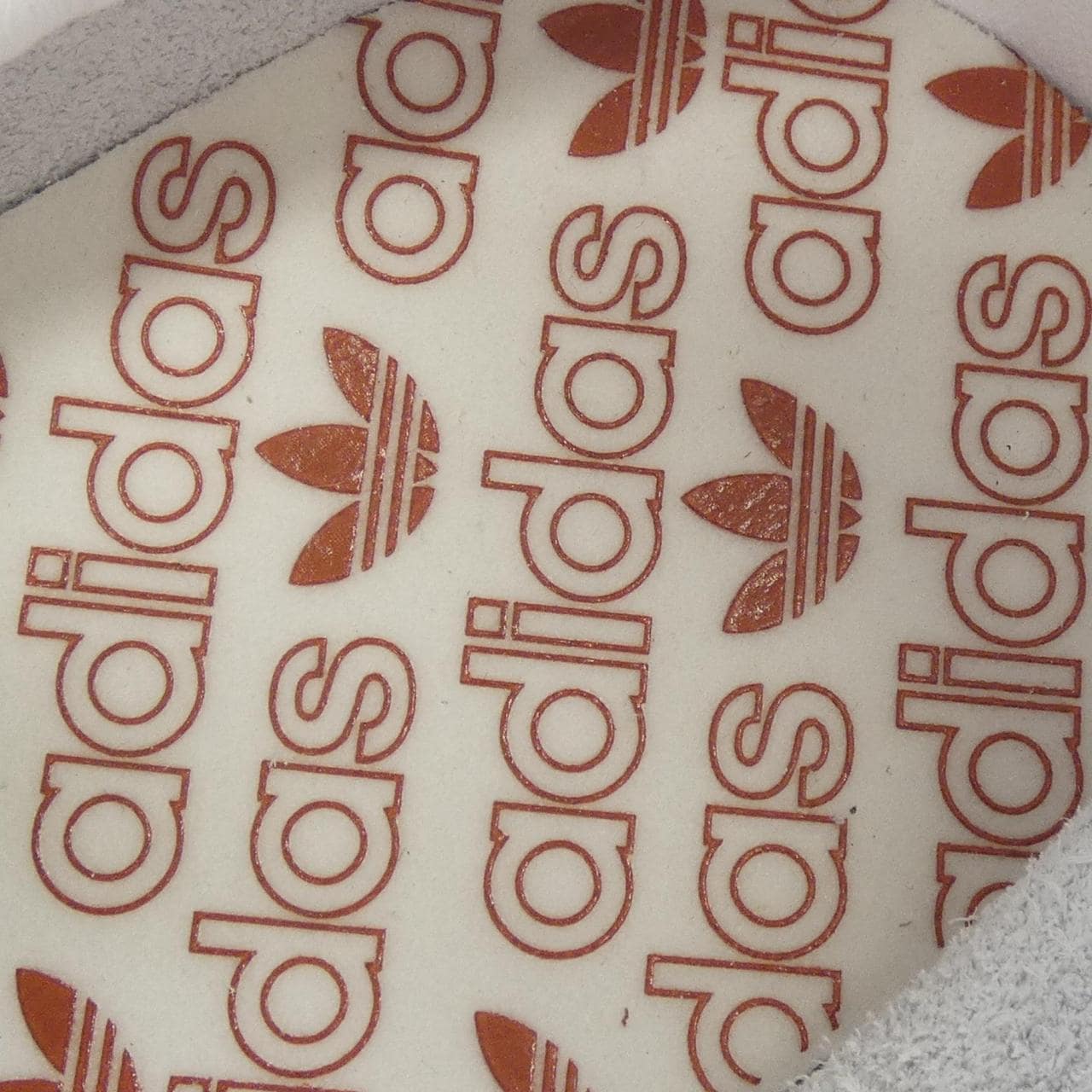 アディダス ADIDAS シューズ