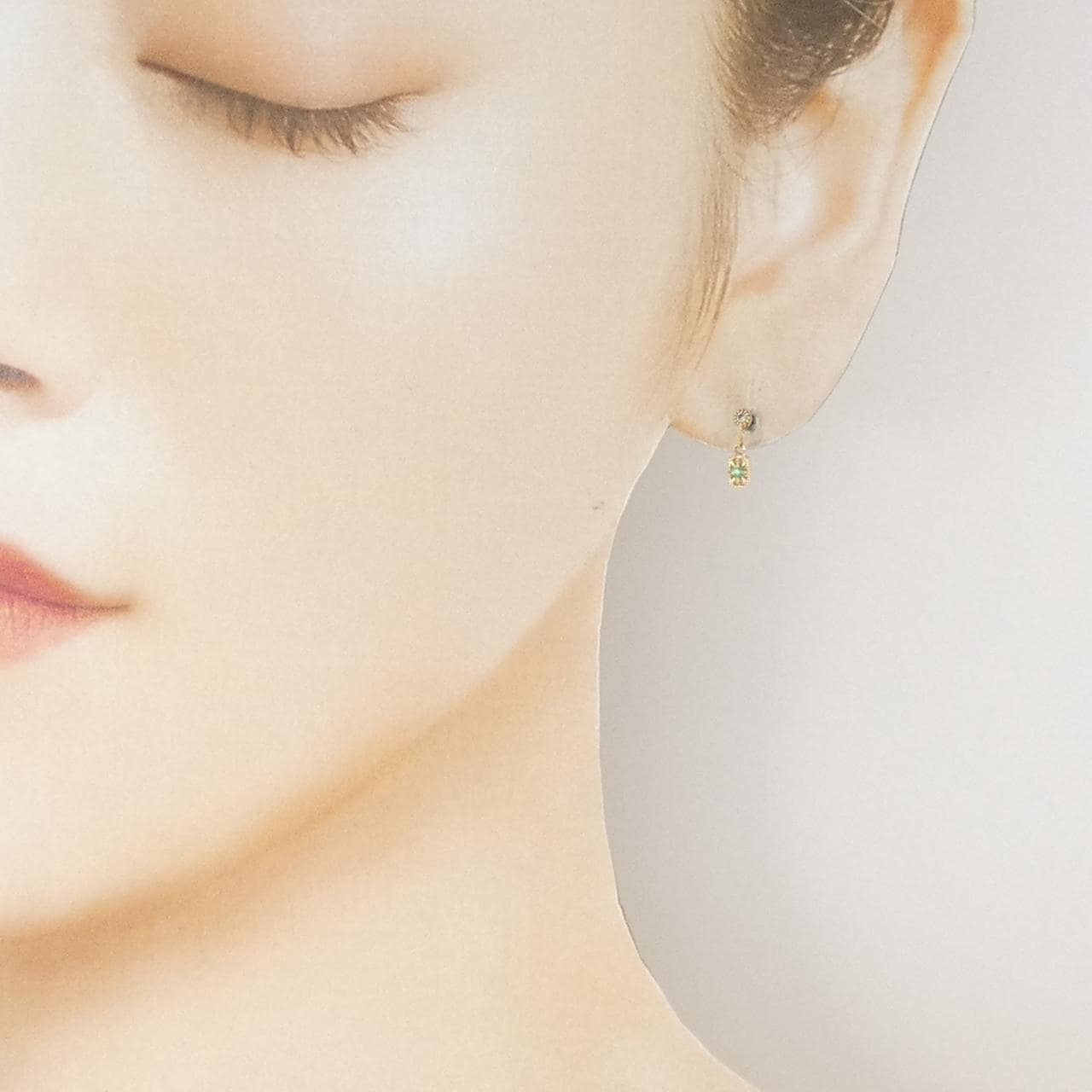 アガット エメラルド ピアス