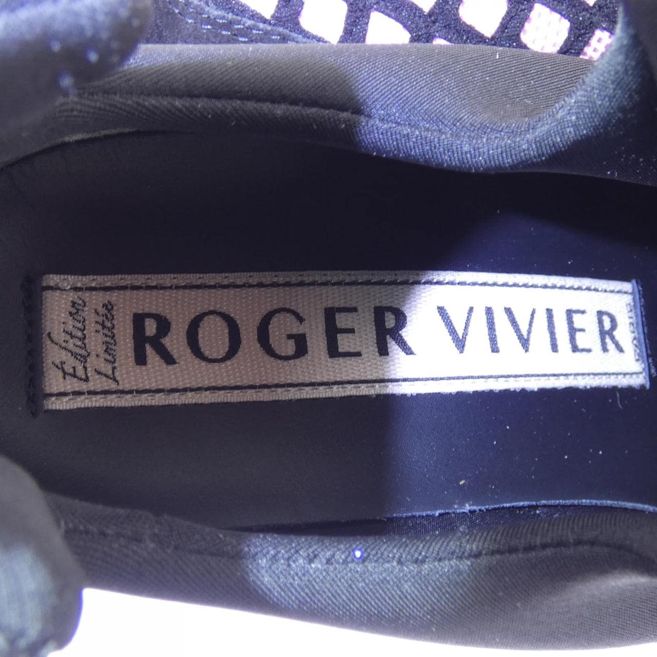 ロジェヴィヴィエ ROGER VIVIER LIMITED EDITION ヴィヴ ラン スニーカー