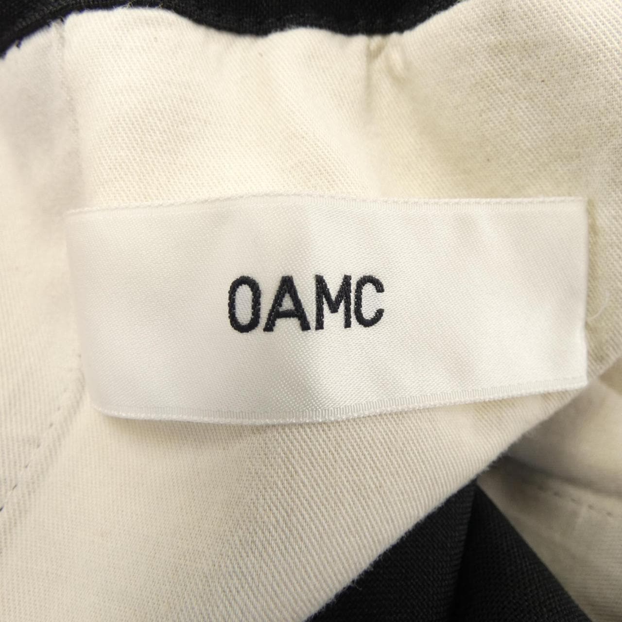 オーエーエムシー OAMC パンツ