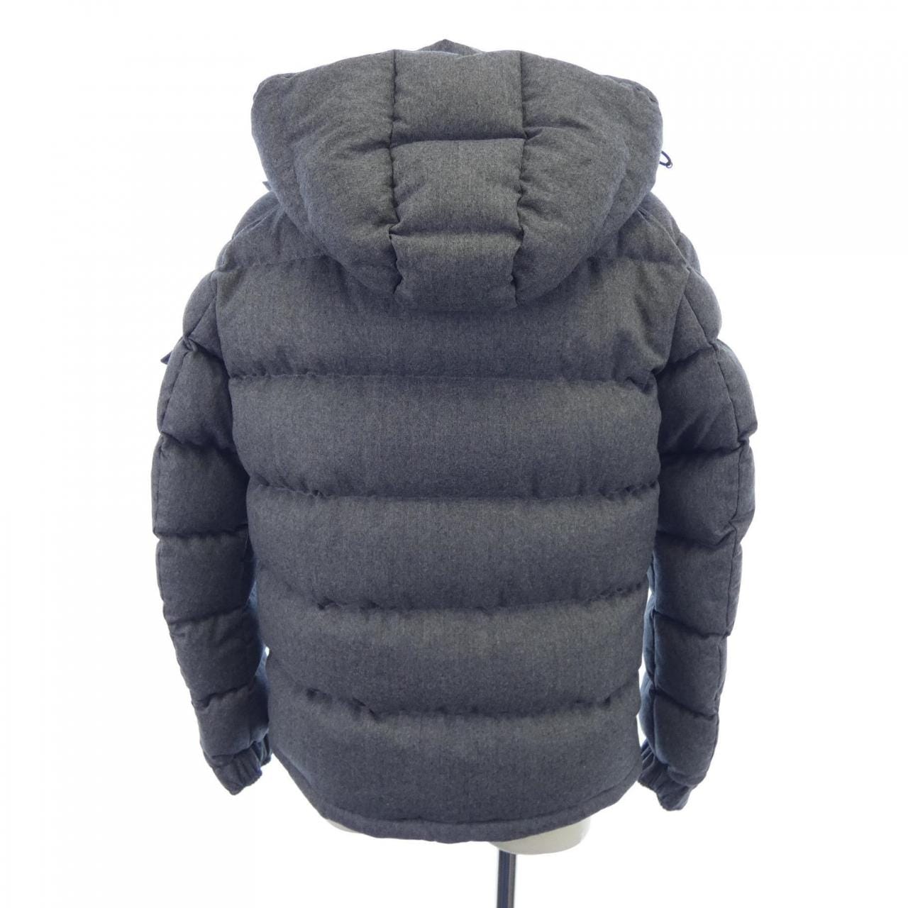 モンクレール MONCLER ダウンジャケット