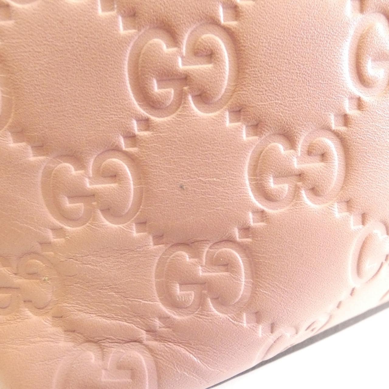 グッチ 428226 CWC1G バッグ