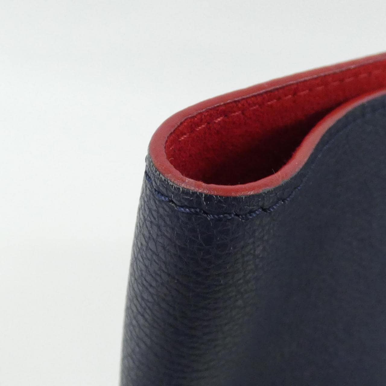 ルイヴィトン ロックミー カバ M54682 バッグ