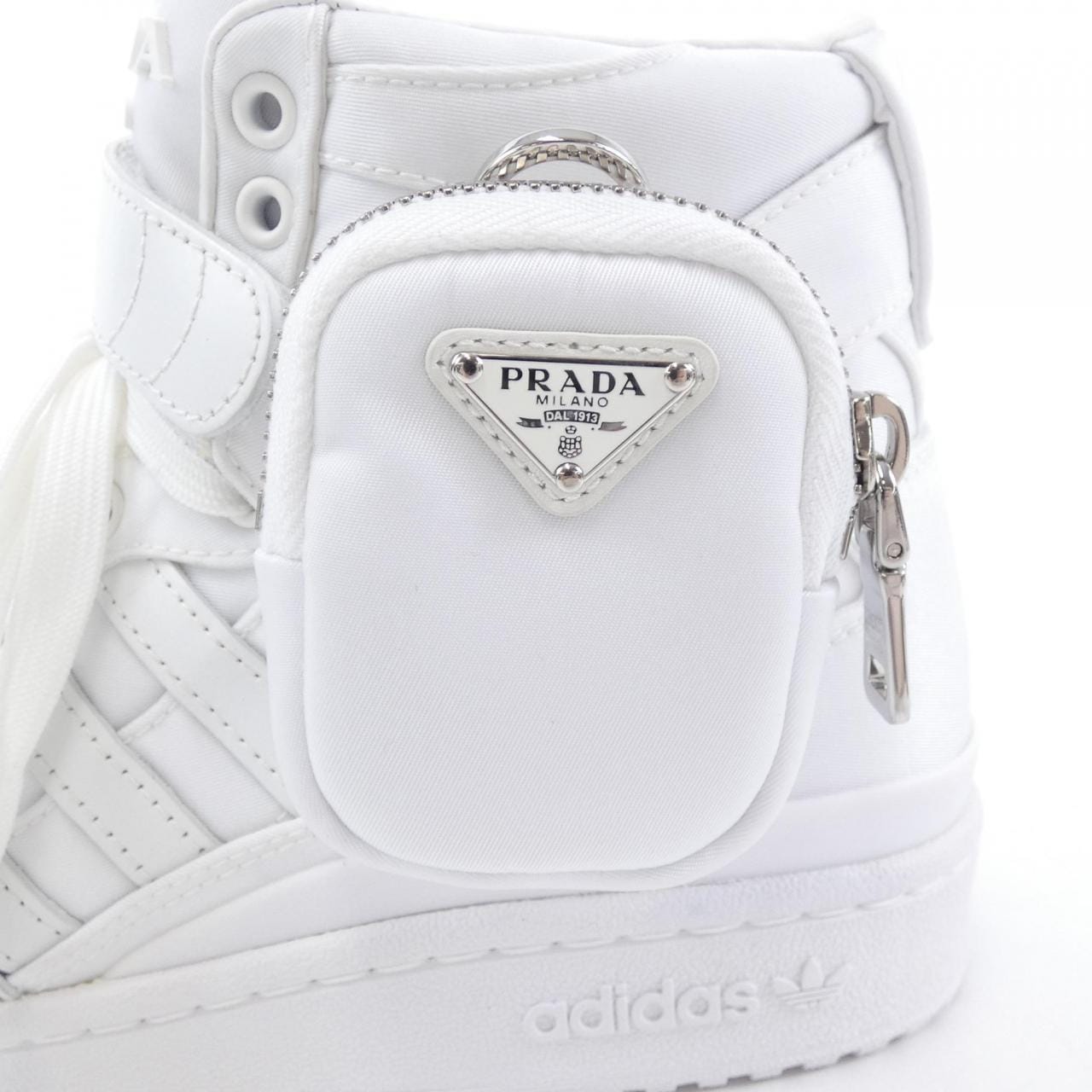 プラダ PRADA スニーカー