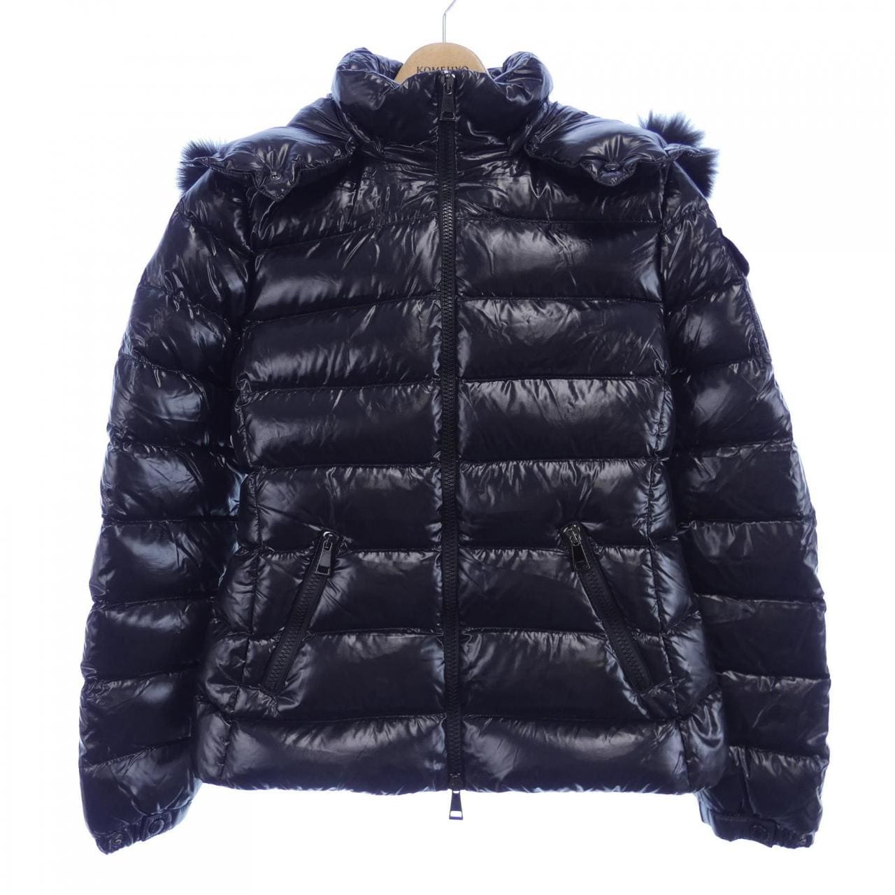 モンクレール MONCLER ダウンジャケット