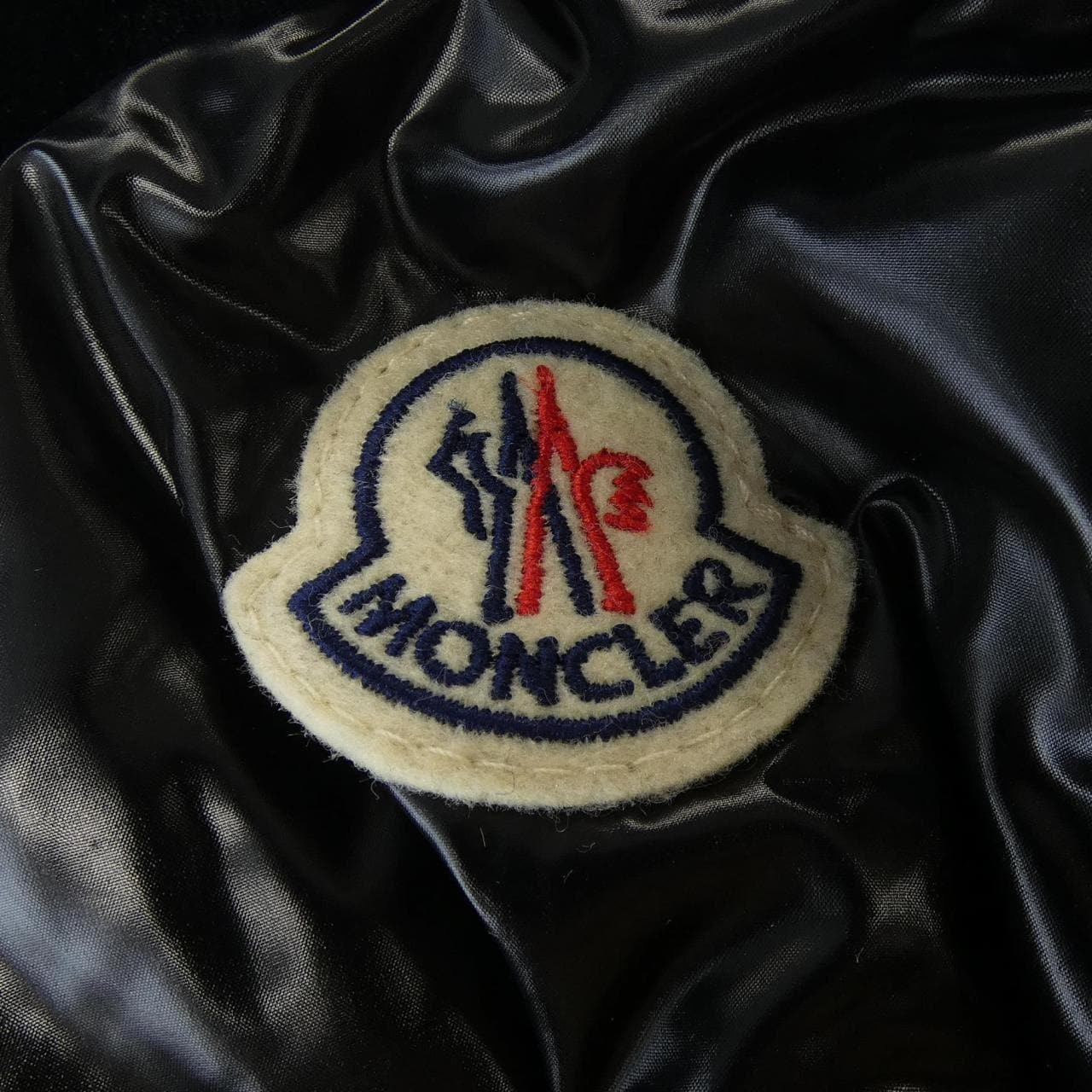 モンクレール MONCLER CELEPINE ダウンジャケット