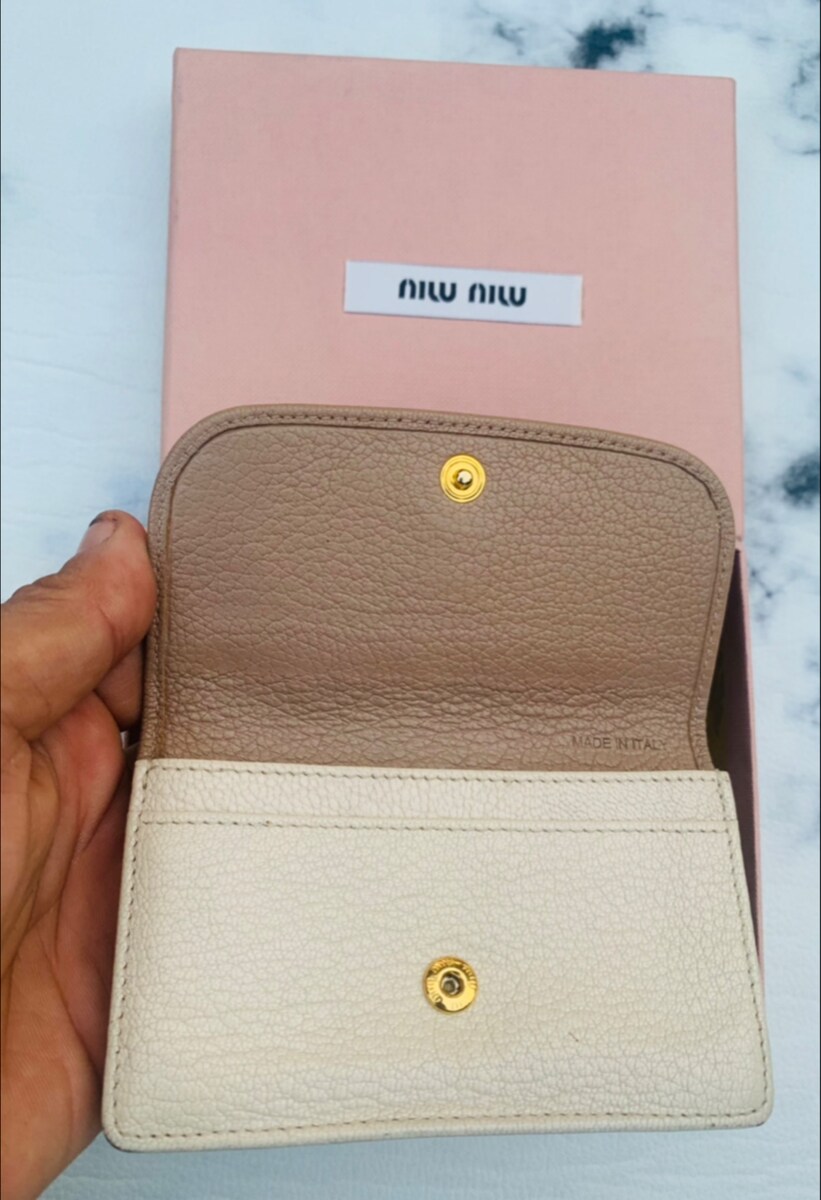 ミュウミュウ カードケース・パスケース 匿名配送□miumiu 箱つき 