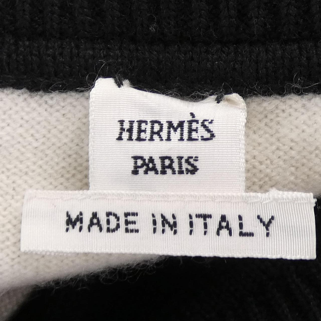 エルメス HERMES LA PROMENADE DU MATIN 2H2645D2 ニット