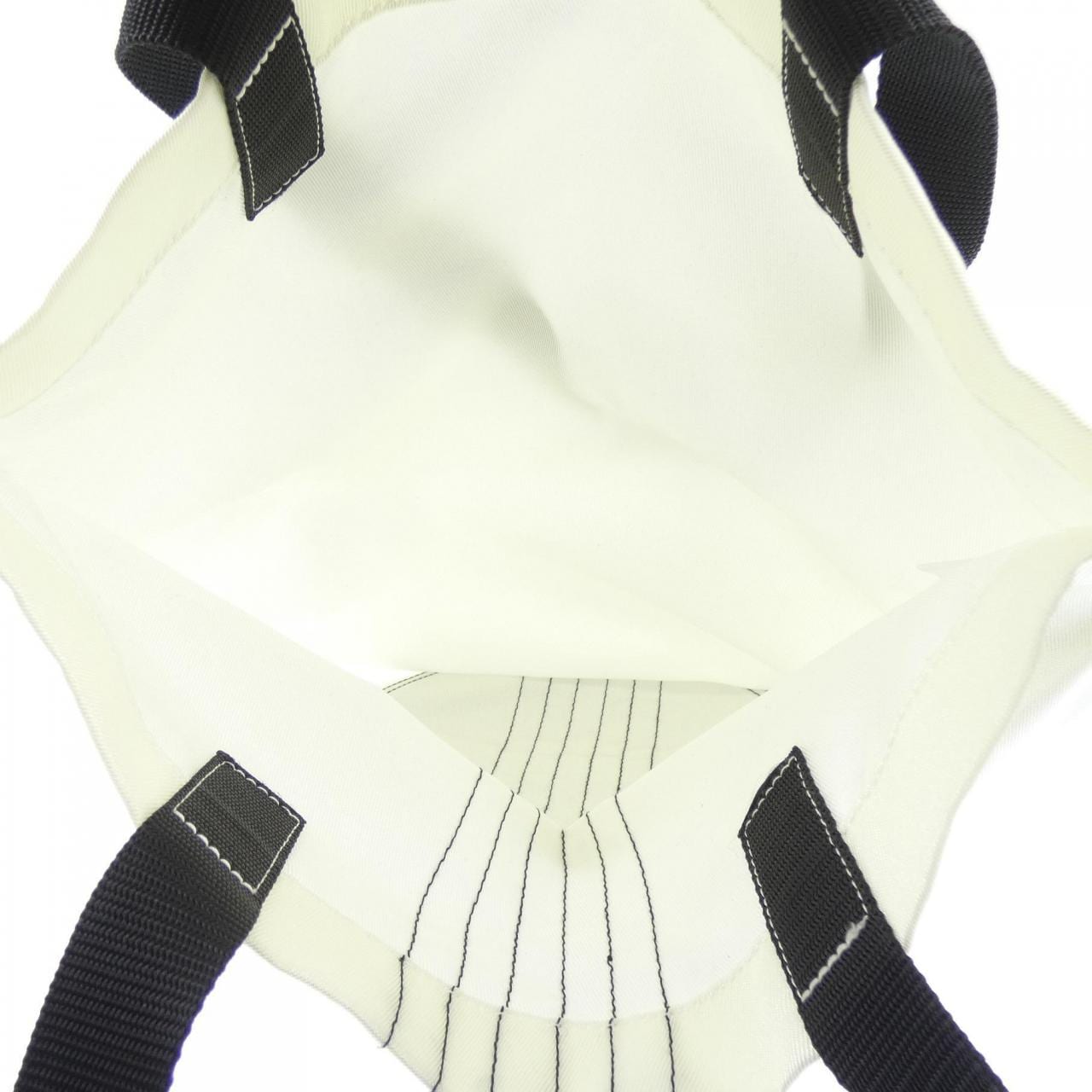 ミーイッセイミヤケ me ISSEY MIYAKE MI34AG471 BAG