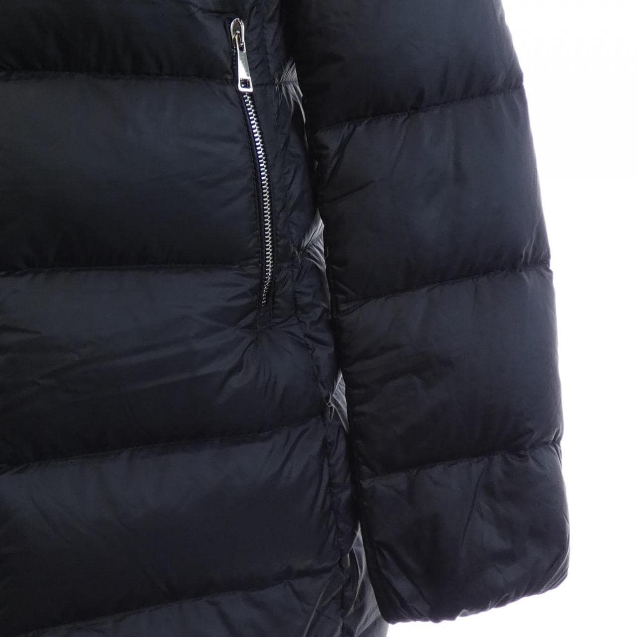 モンクレール MONCLER TORCYN ダウンジャケット