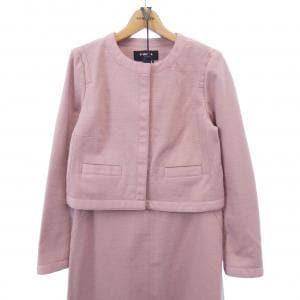 ポールカ PAULE KA スーツ