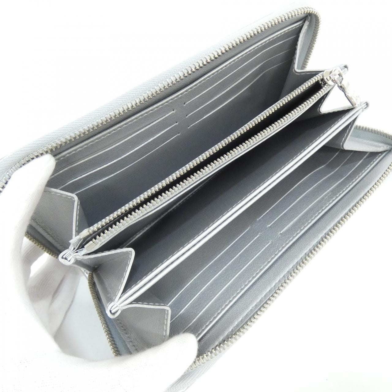 ルイヴィトン モノグラム クッサン(LV SKI) ジッピー ウォレット M26771 財布