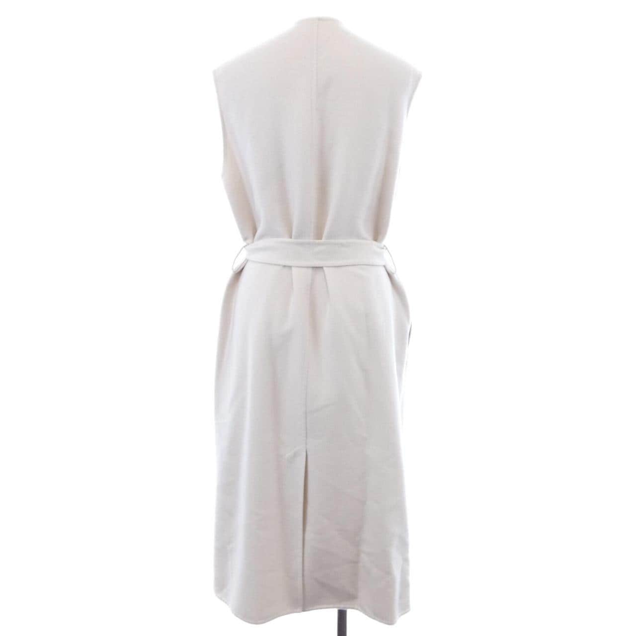 HERMES CLOU DE SELLE *16-7101。長背心