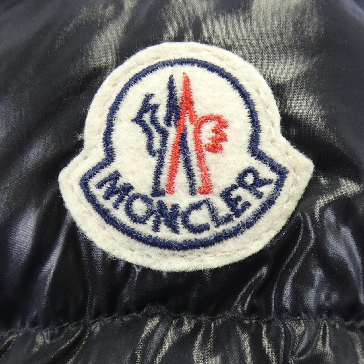 モンクレール MONCLER CRUSSOL ダウンジャケット