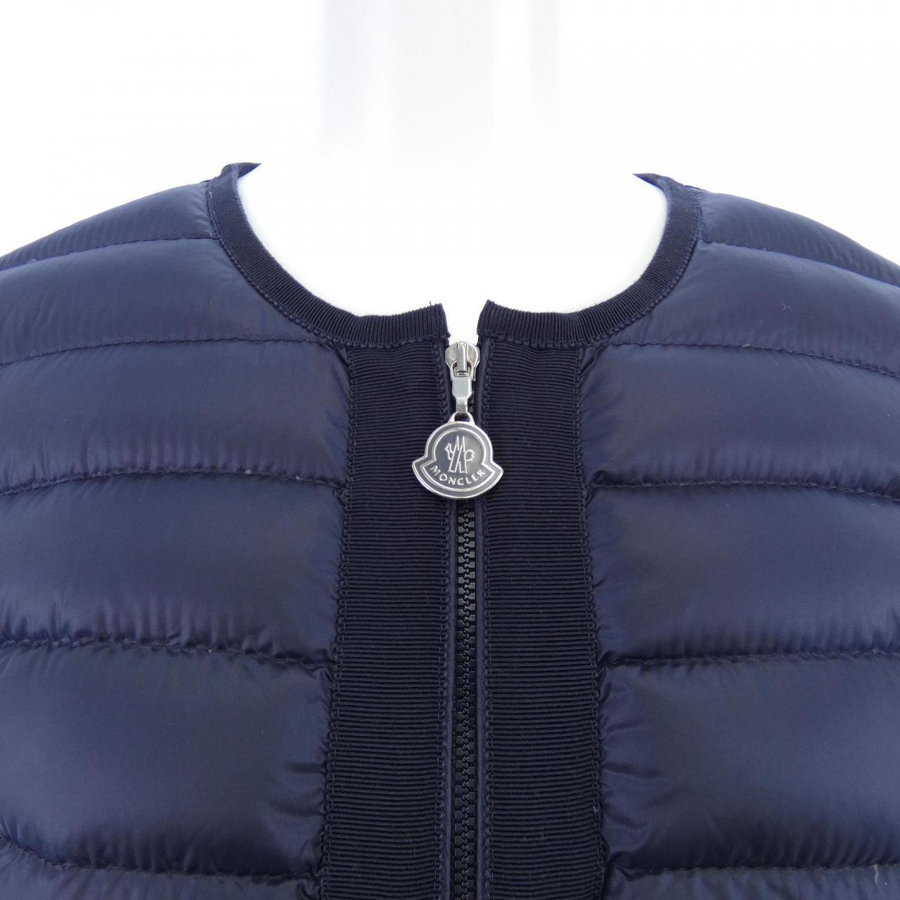 モンクレール MONCLER 10939472200 ダウンジャケット