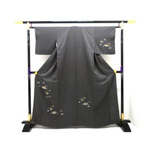 【未使用品】訪問着　友禅金彩加工　刺繍入り　裄丈Ｓ寸