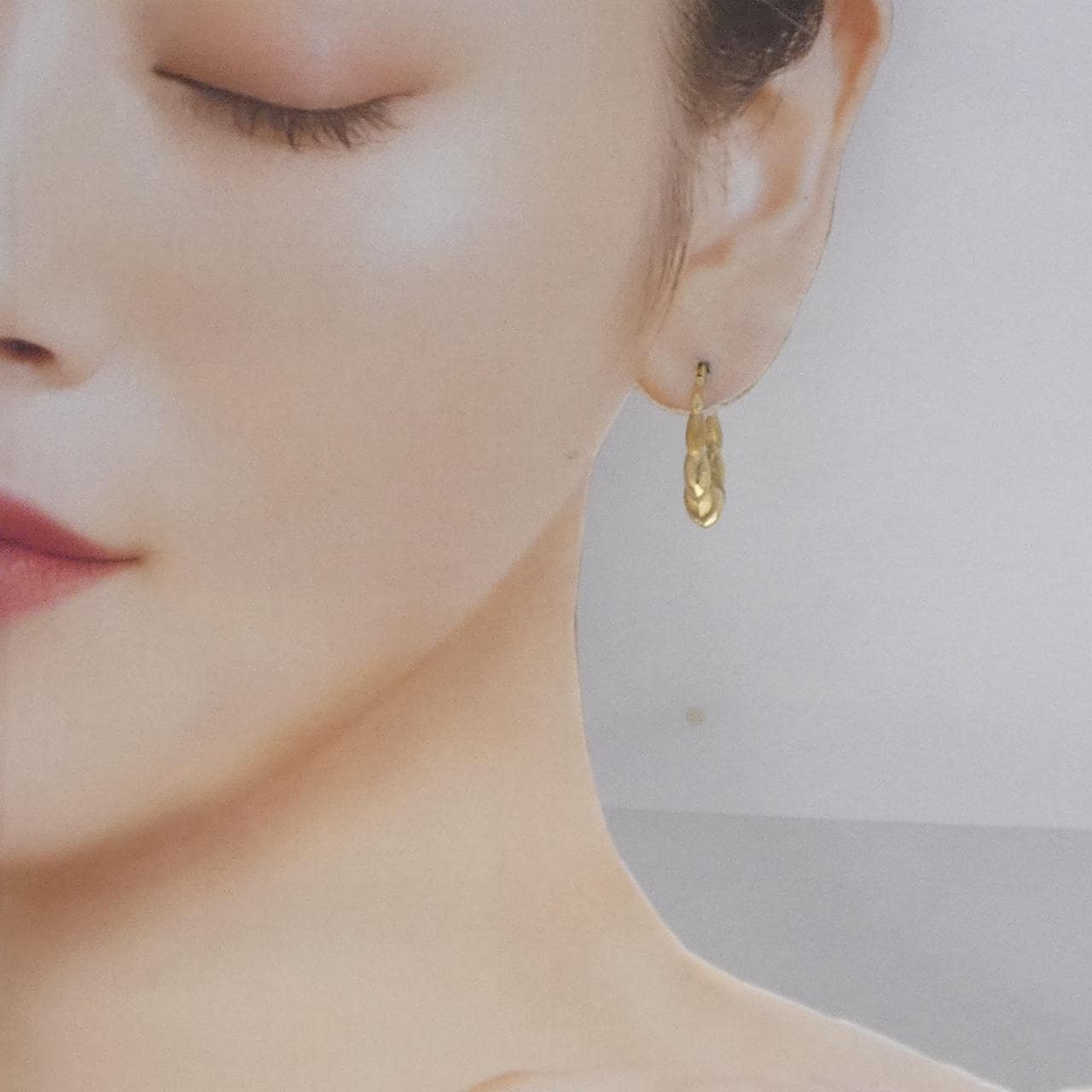 ウノアエレ 750YG ピアス