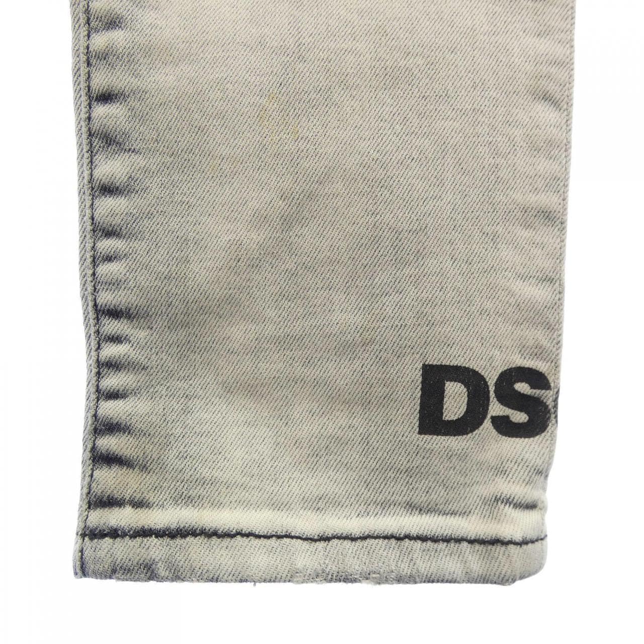 ディースクエアード DSQUARED2 S74LB1187 ジーンズ