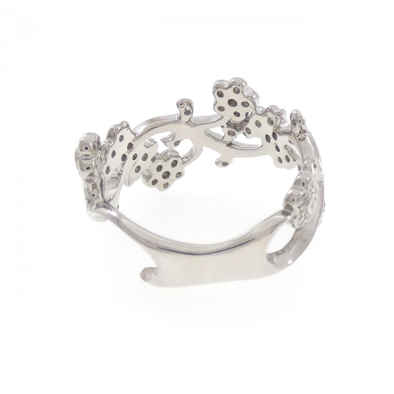 K18WG フラワー ダイヤモンド リング 0.36CT
