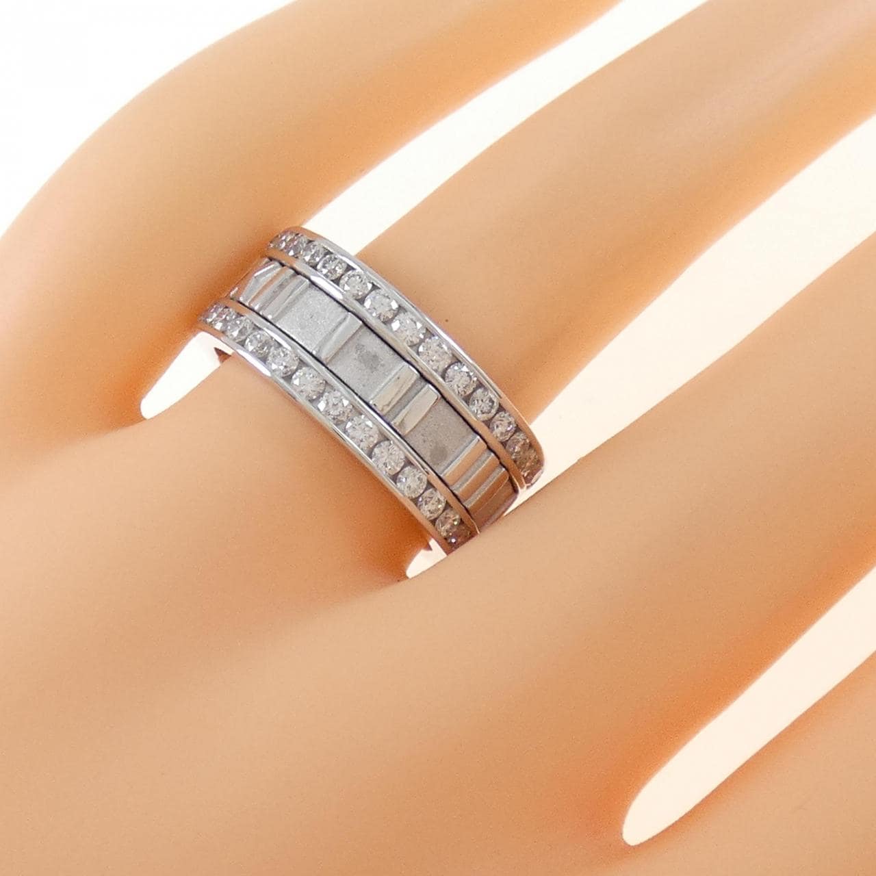 TIFFANY Atlas Numeric Full Diamond Ring