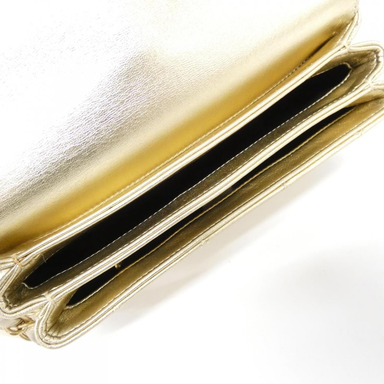 シャネル AS3240 ショルダーバッグ