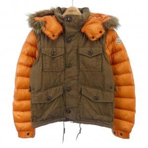 モンクレール MONCLER ダウンジャケット