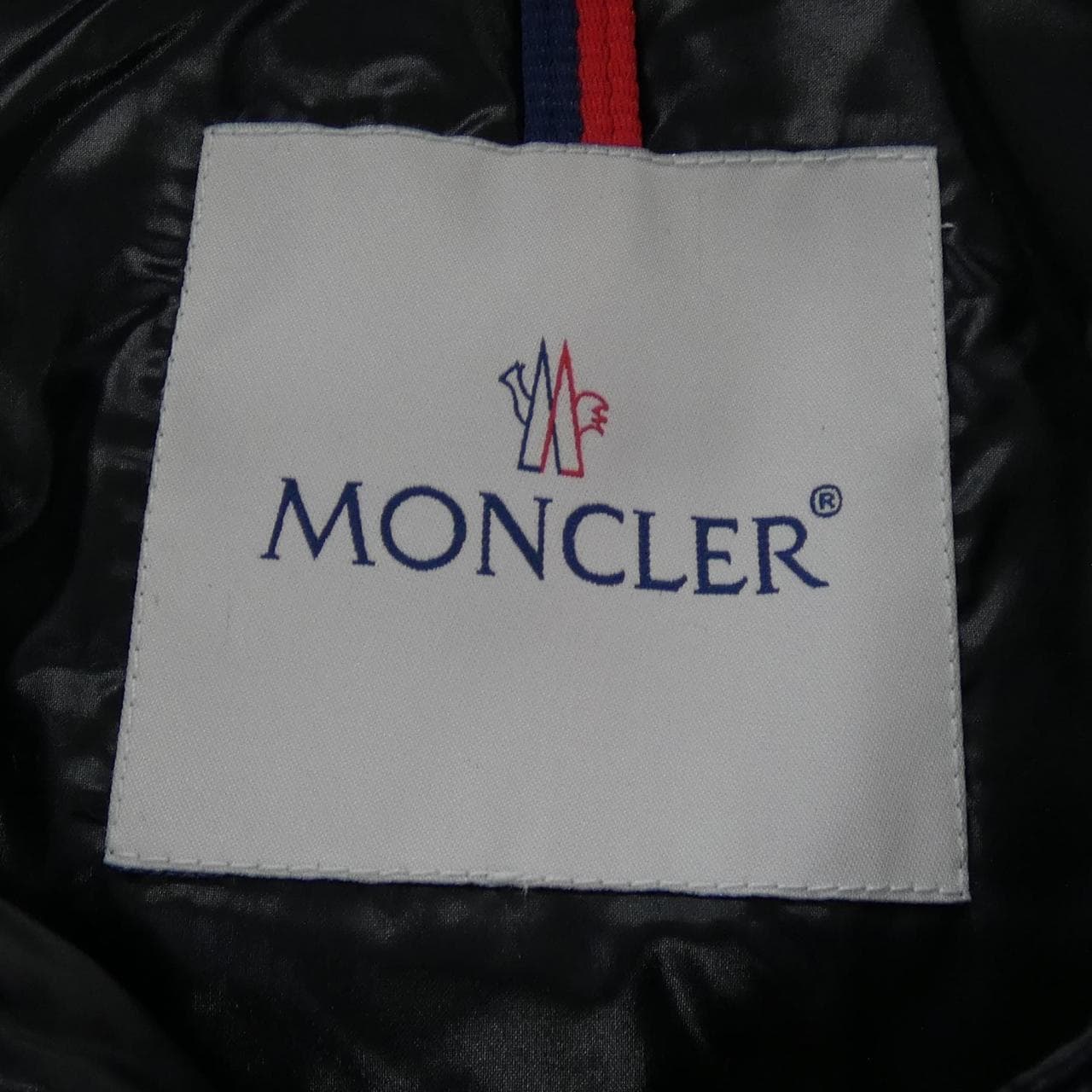 モンクレール MONCLER ダウンジャケット