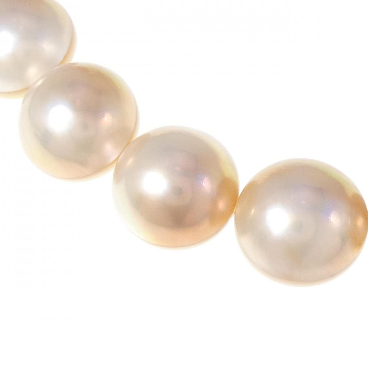 Tasaki Mabe pearl necklace