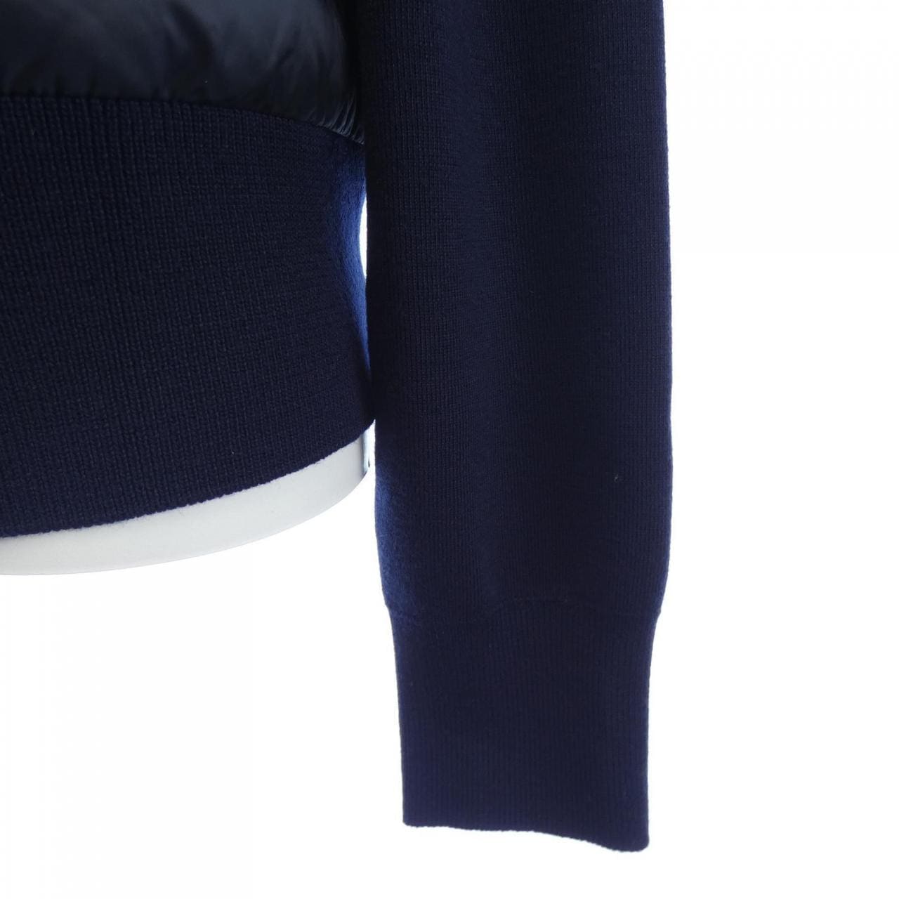 モンクレール MONCLER 20939B51000 ダウンジャケット