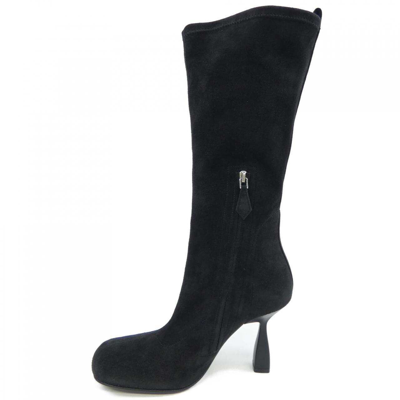 HERMES HALO 232230Z 靴子