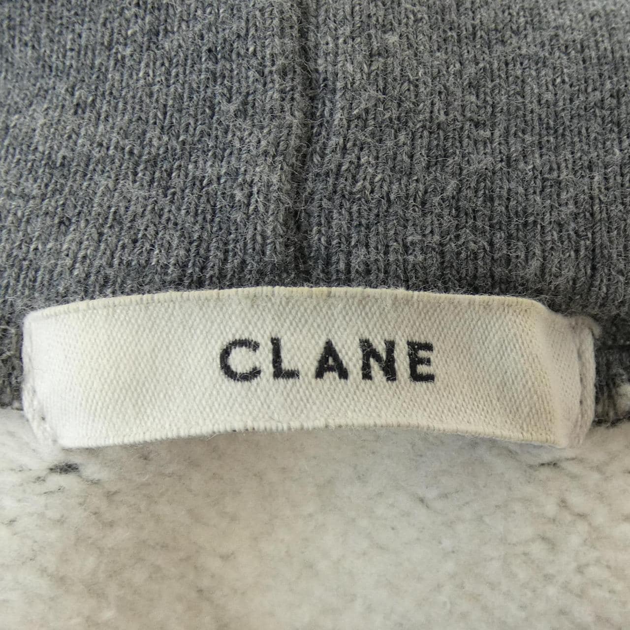 クラネ CLANE パーカー