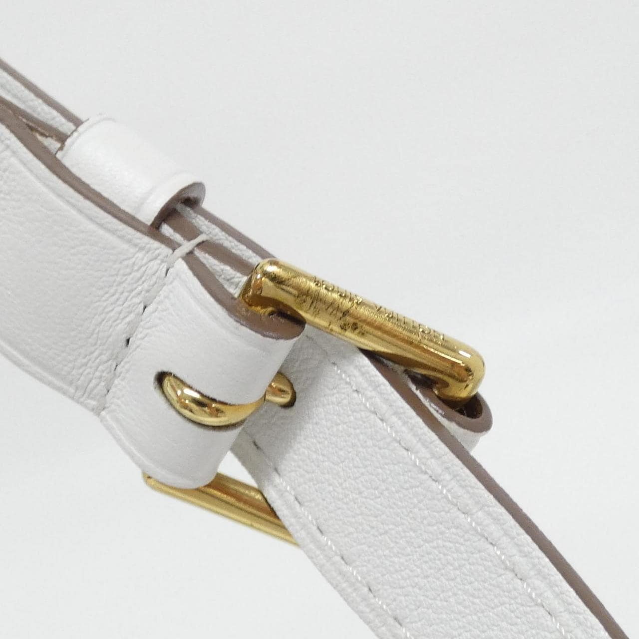 LOUIS VUITTON Saumur M93997 单肩包