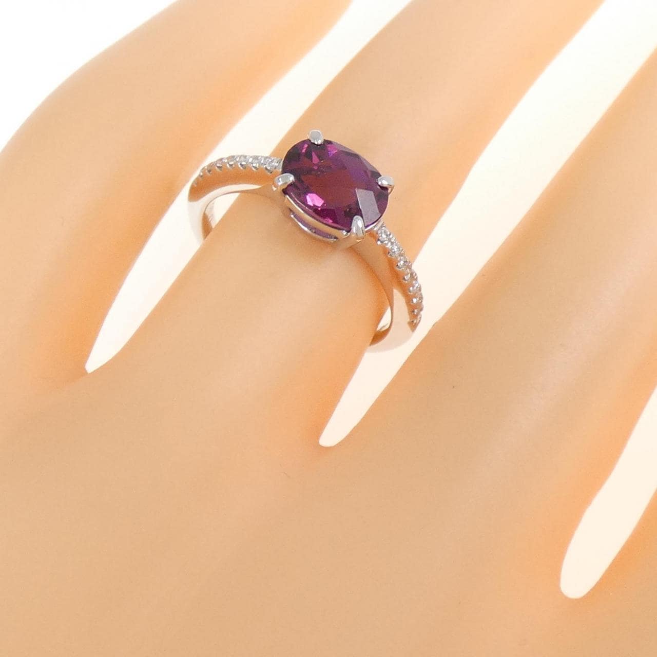 K18WG ガーネット リング 1.62CT