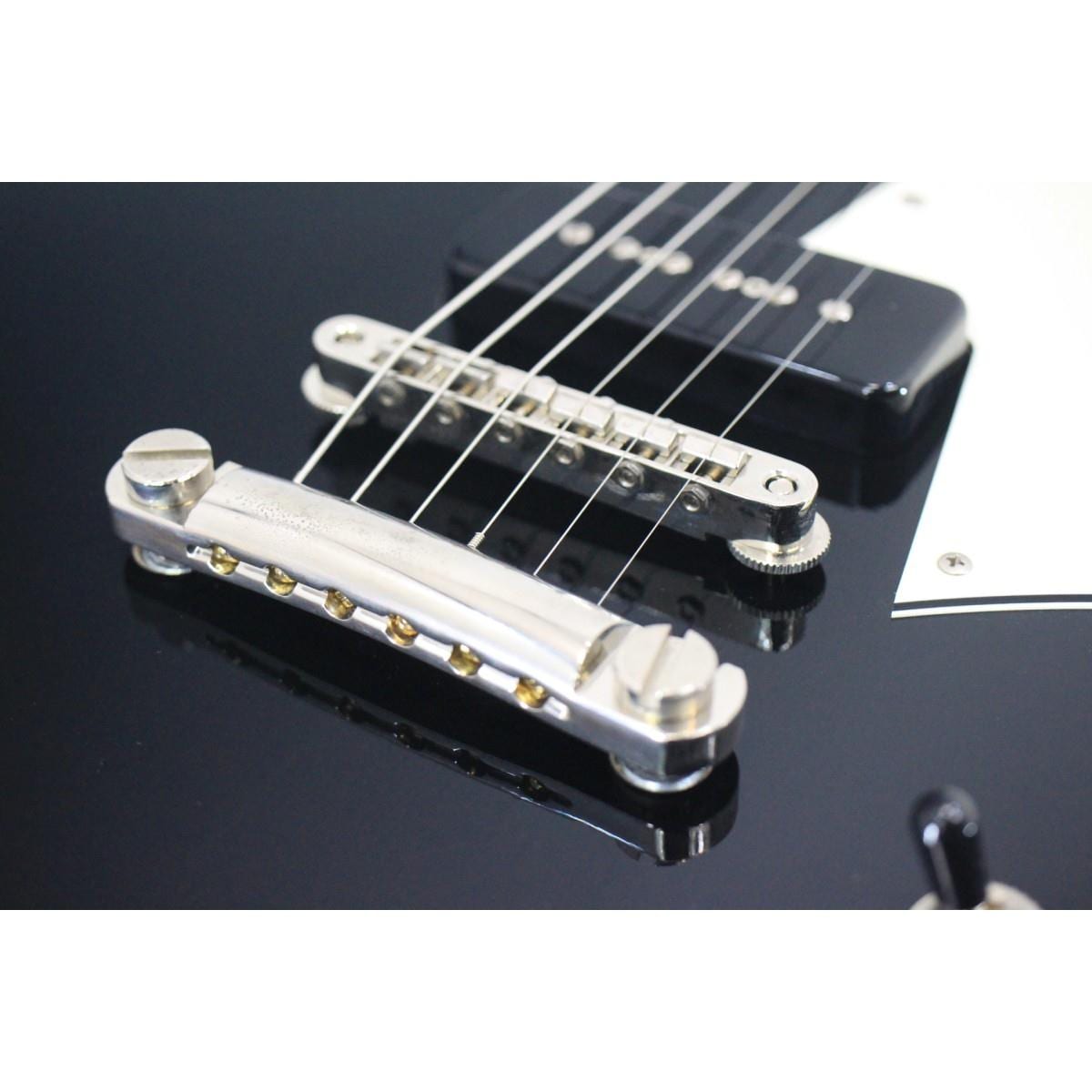 ＥＤＷＡＲＤＳ　Ｅ－ＢＲＩＣＯＬＥＵＲ