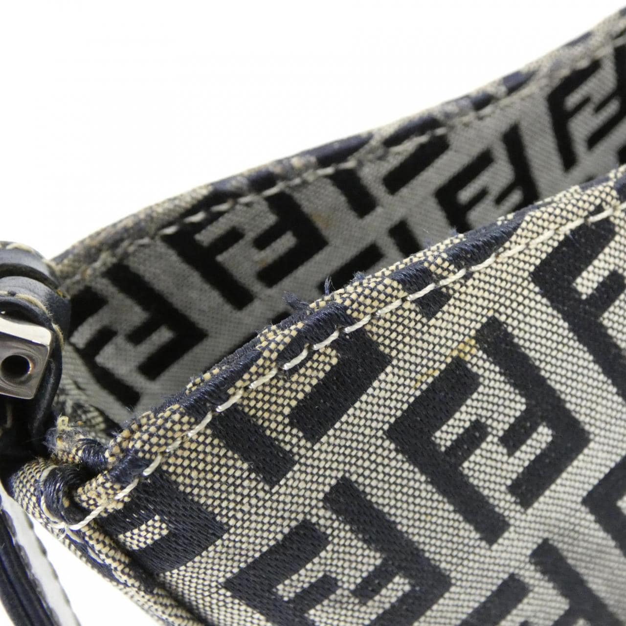 【ヴィンテージ】フェンディ 16115 ショルダーバッグ