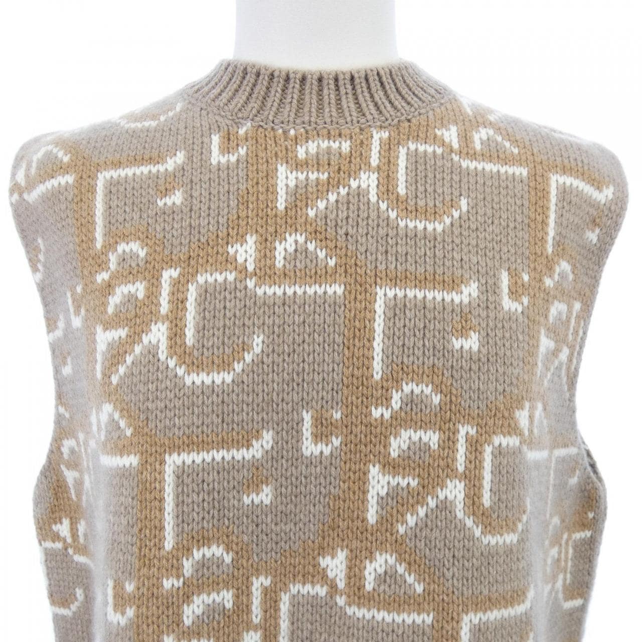 ディオール DIOR TRAVIS SCOTT CACTUS JACK 283M654AT357 ベスト