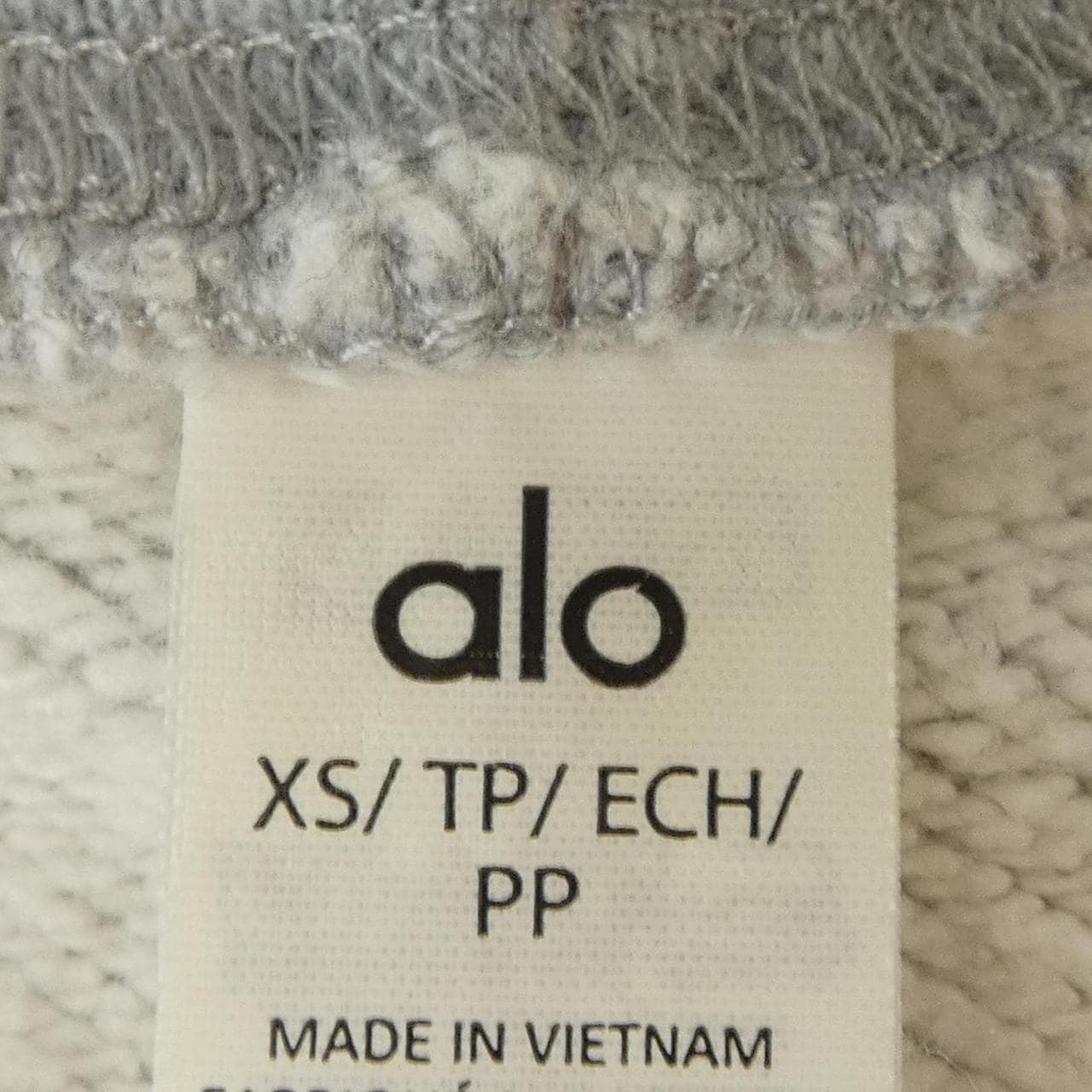 ALO YOGA パーカー