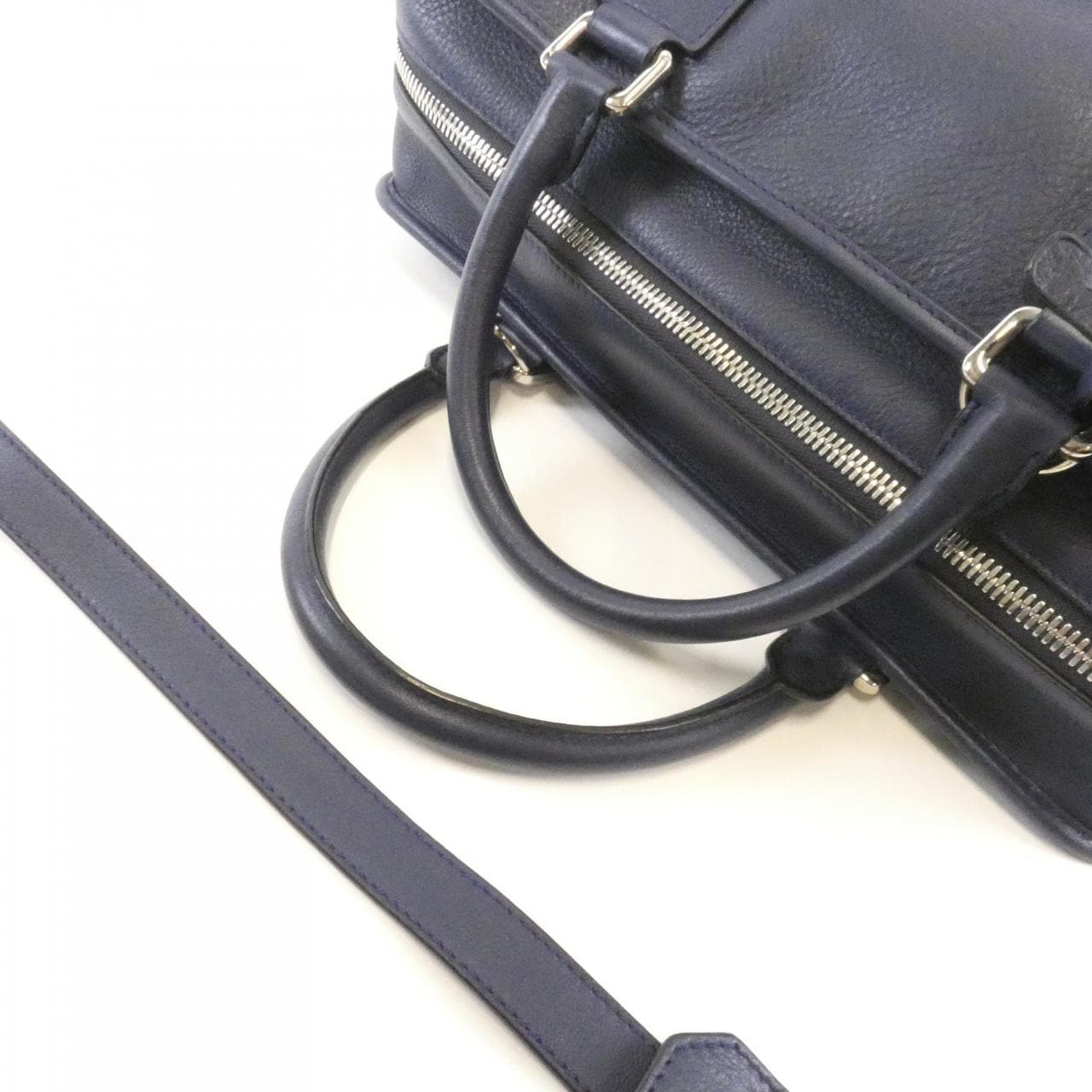 ロエベ アマソナ 36cm 352 30 N22 バッグ