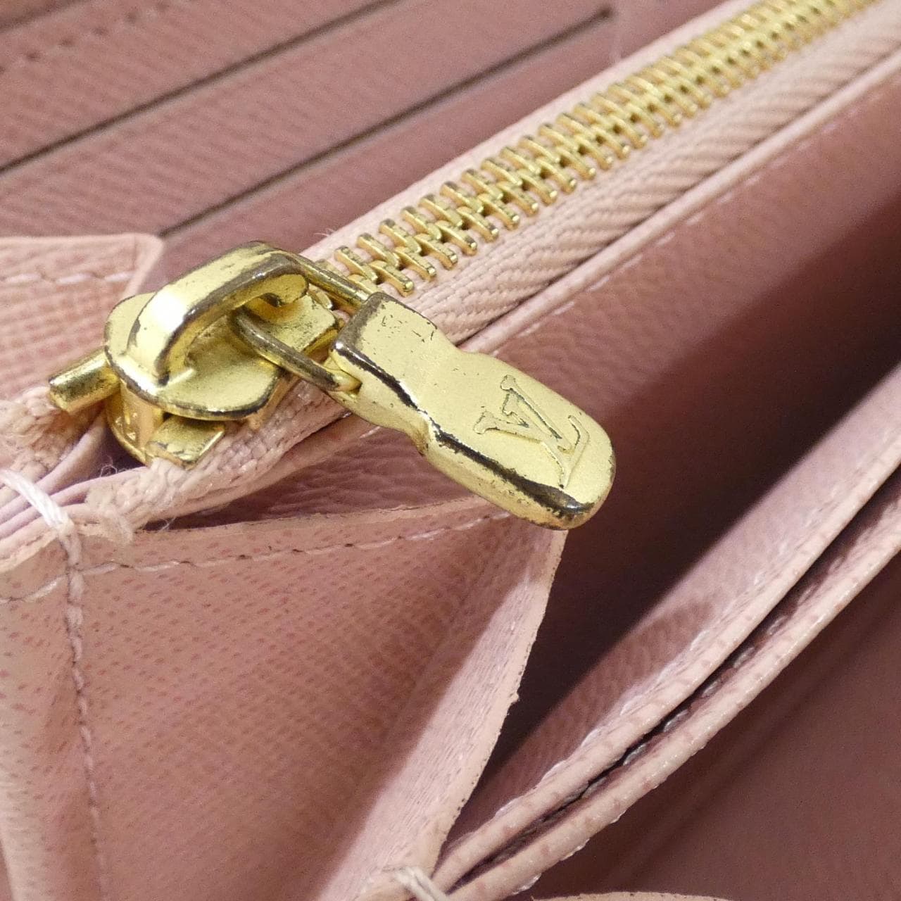 ルイヴィトン ダミエ ジッピー ウォレット N60046 財布