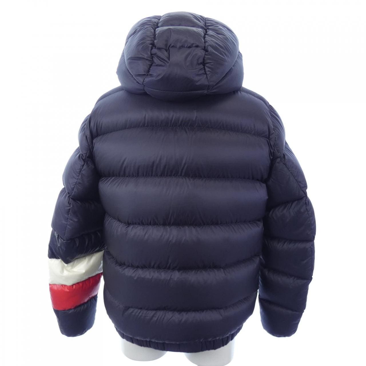 モンクレール MONCLER ダウンジャケット