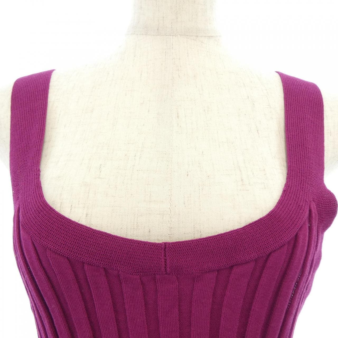 ハイク HYKE トップス