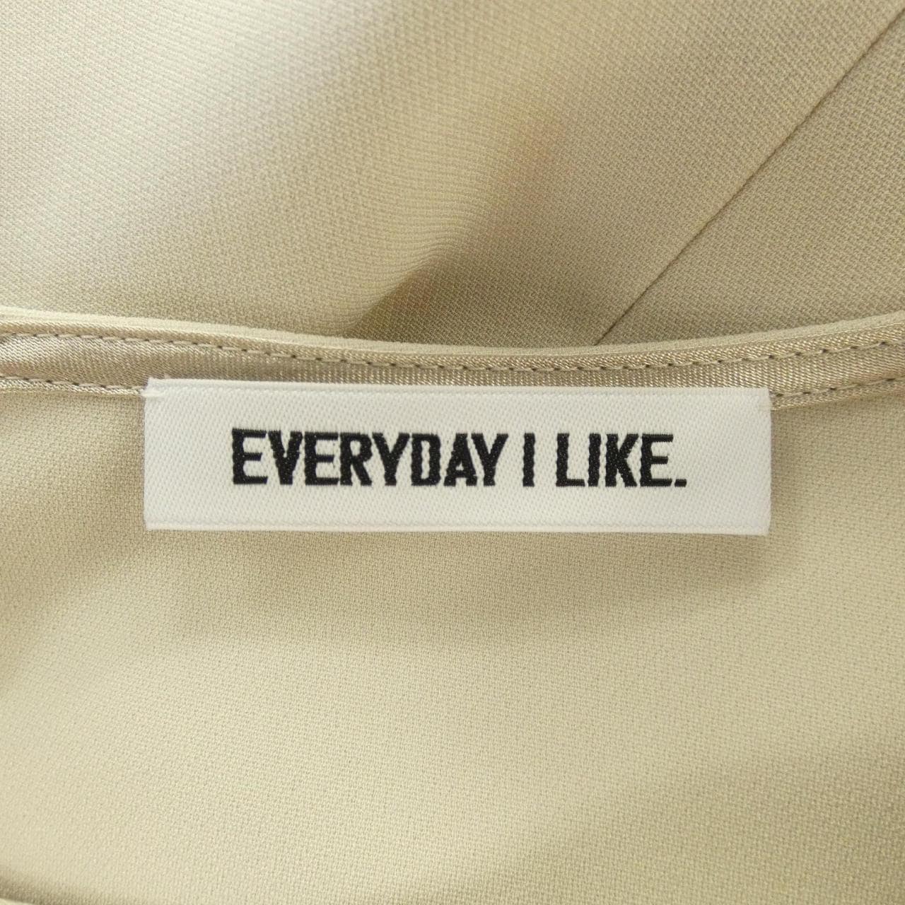 ドゥーズィエムクラス DEUXIEME CLASSE トップス