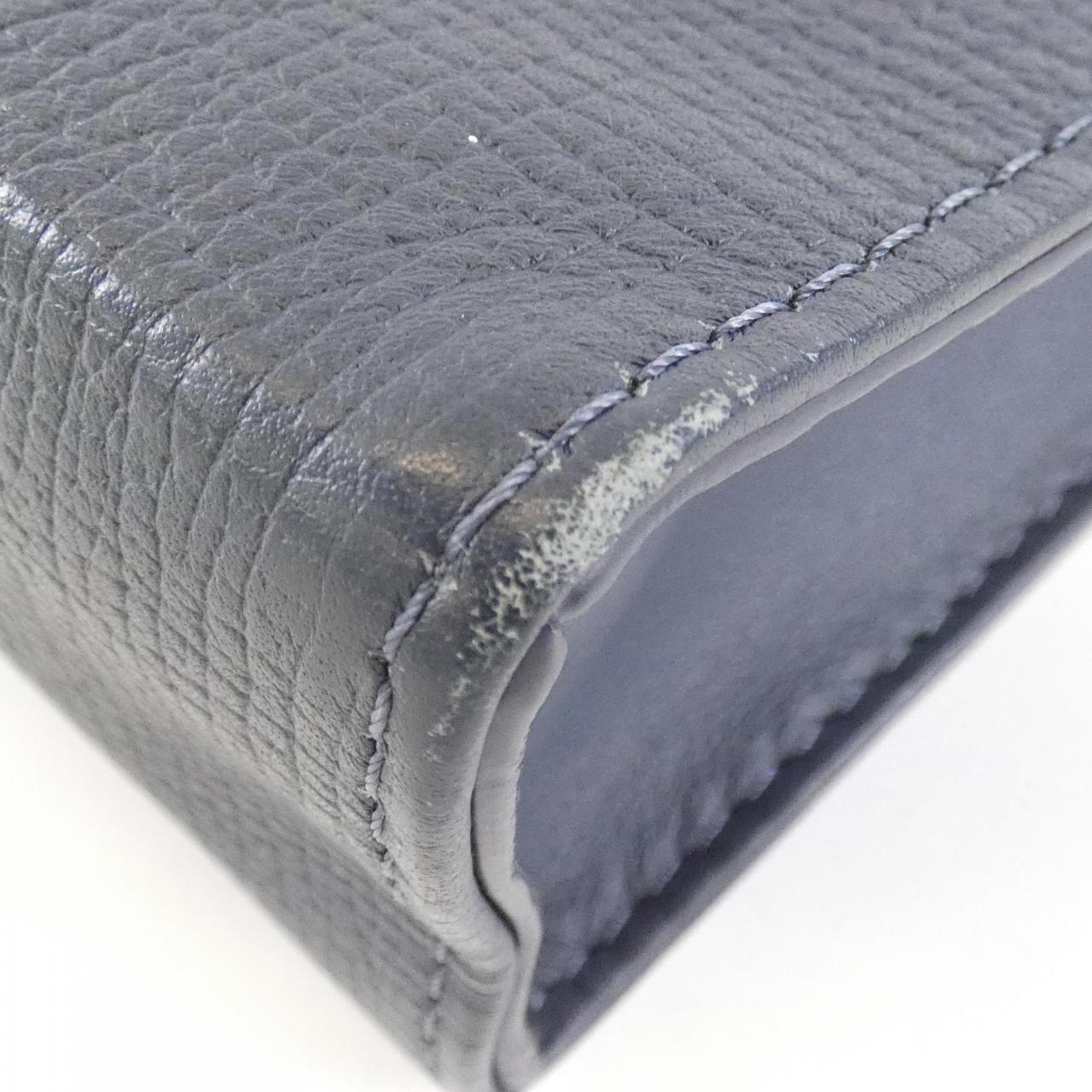 LOUIS VUITTON Monogram Drip Pochette Voyage M45961 包