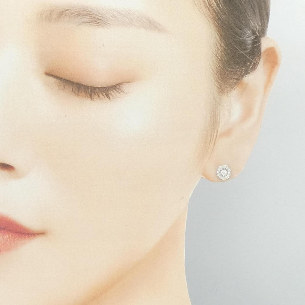 ティファニー サークレット ミニ ピアス