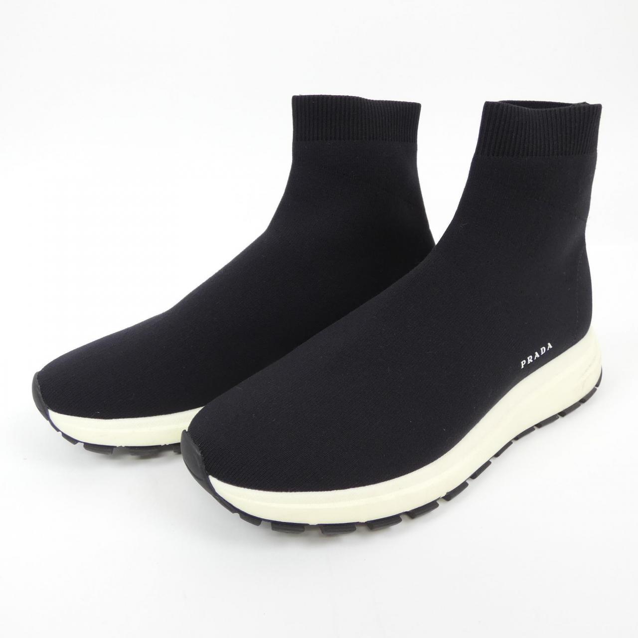プラダ PRADA スニーカー